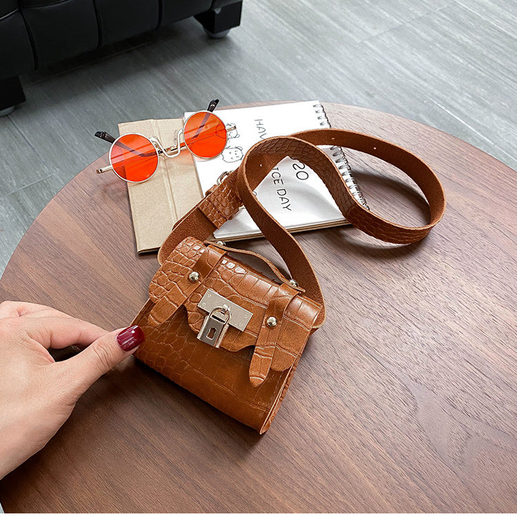 Chain Decoration Crocodile Belt Crossbody Bag